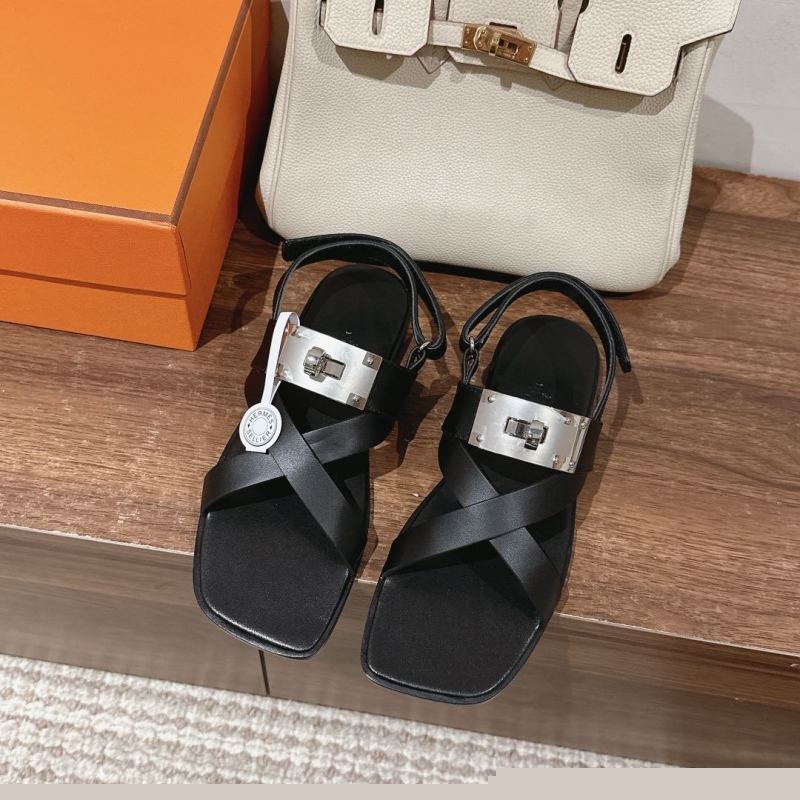 H**mes sandals